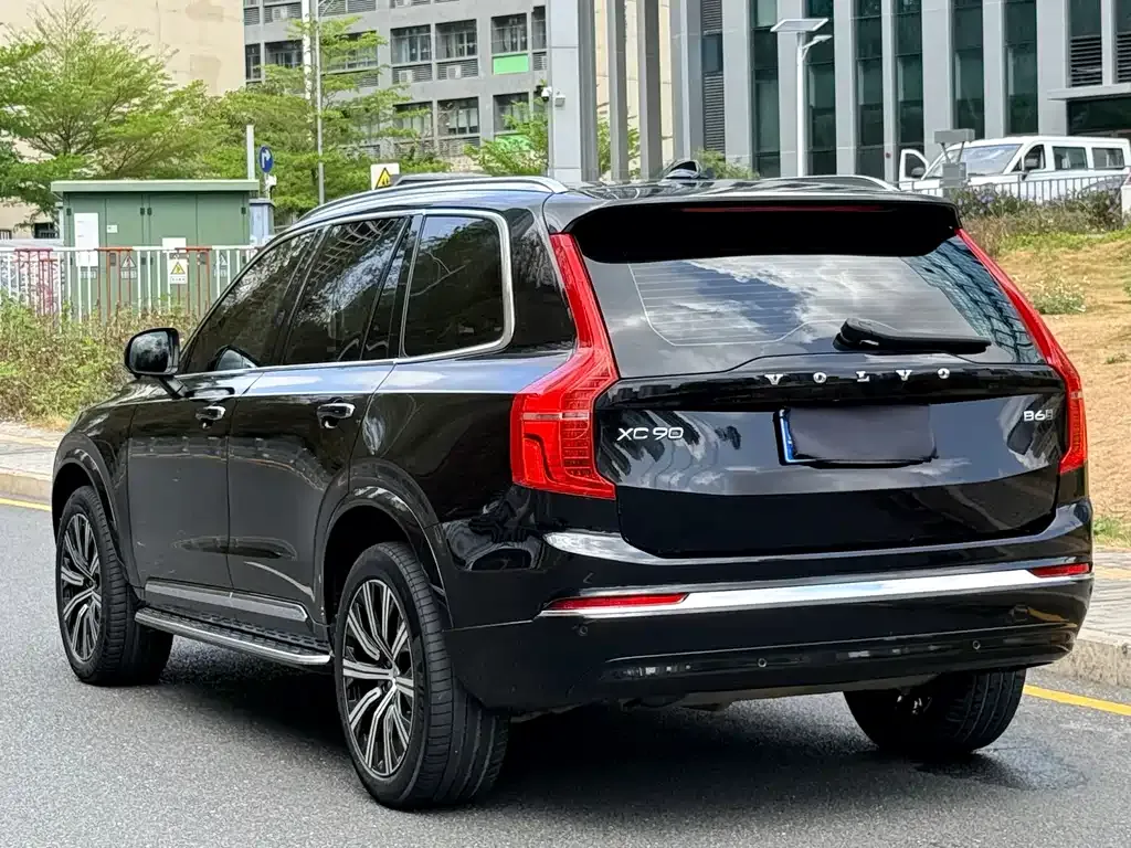 Volvo XC90 2023 из CN, фото 2