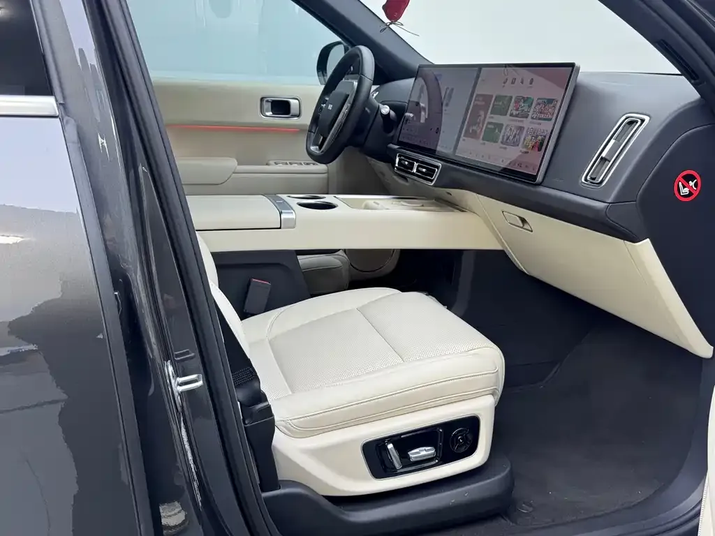 Li Auto L8 2023 из CN, фото 10