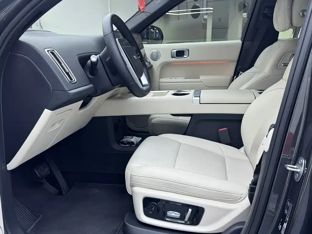 Li Auto L8 2023 из CN, фото 8