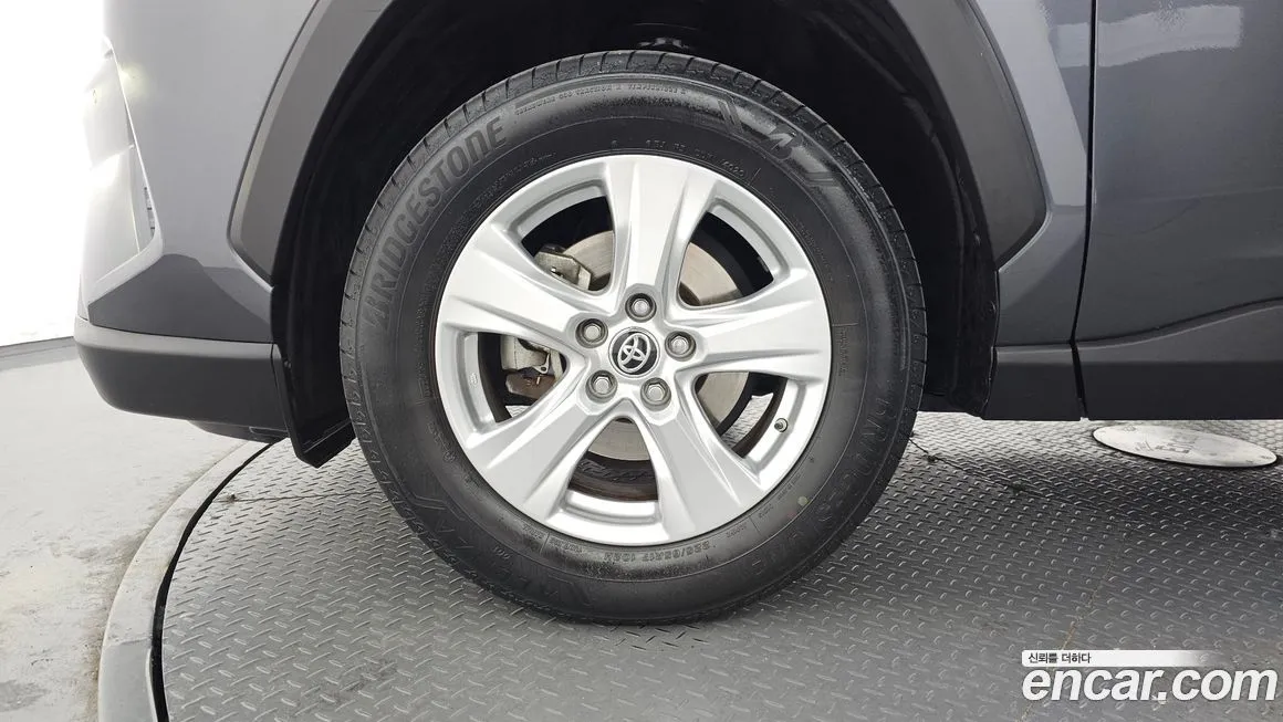 Toyota RAV4 2021 из KR, фото 10