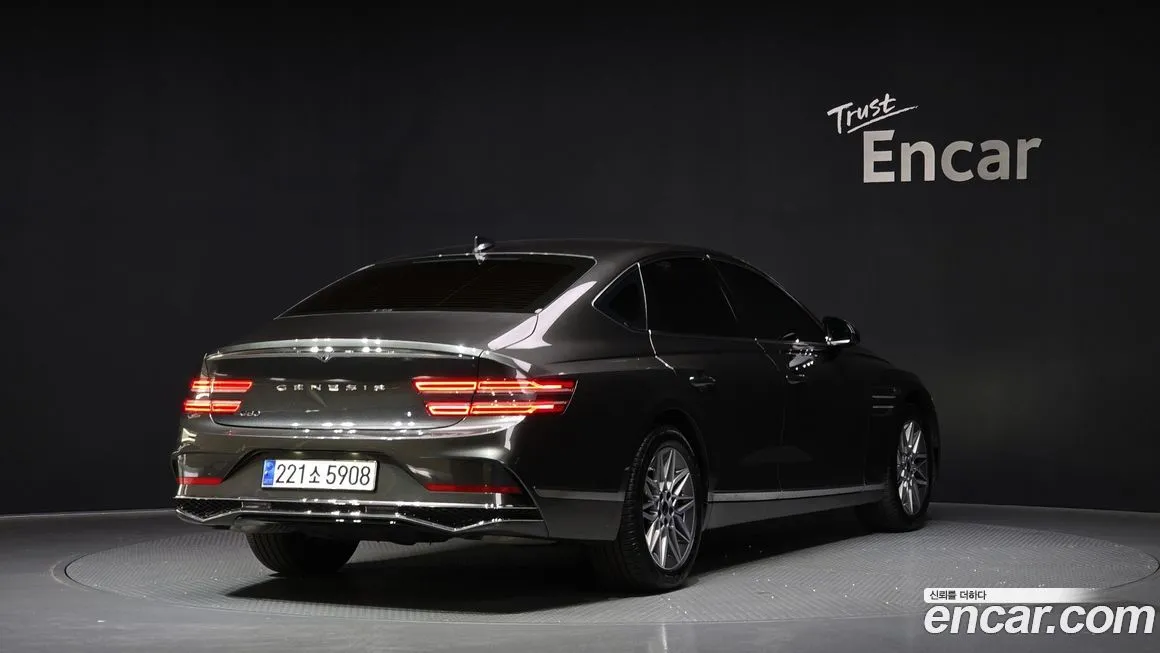 Genesis G80 — фото 10