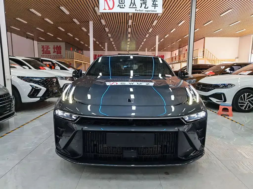 Lynk & Co 03 2024 из CN, фото 10