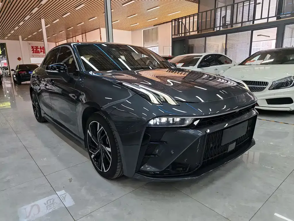 Lynk & Co 03 2024 из CN, фото 4