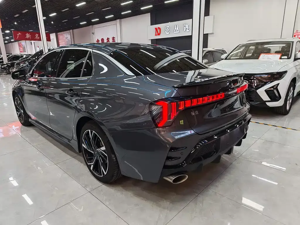 Lynk & Co 03 2024 из CN, фото 6