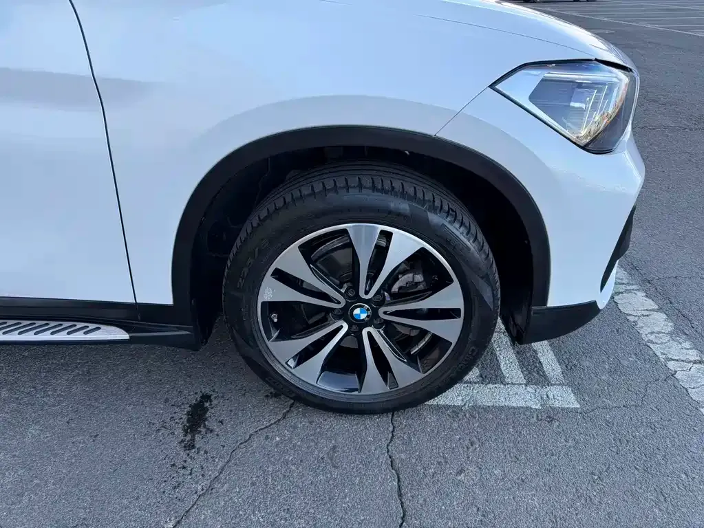 BMW X1 2021 из CN, фото 10
