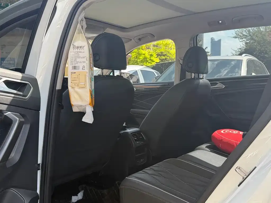 Volkswagen Tiguan L 2023 из CN, фото 2