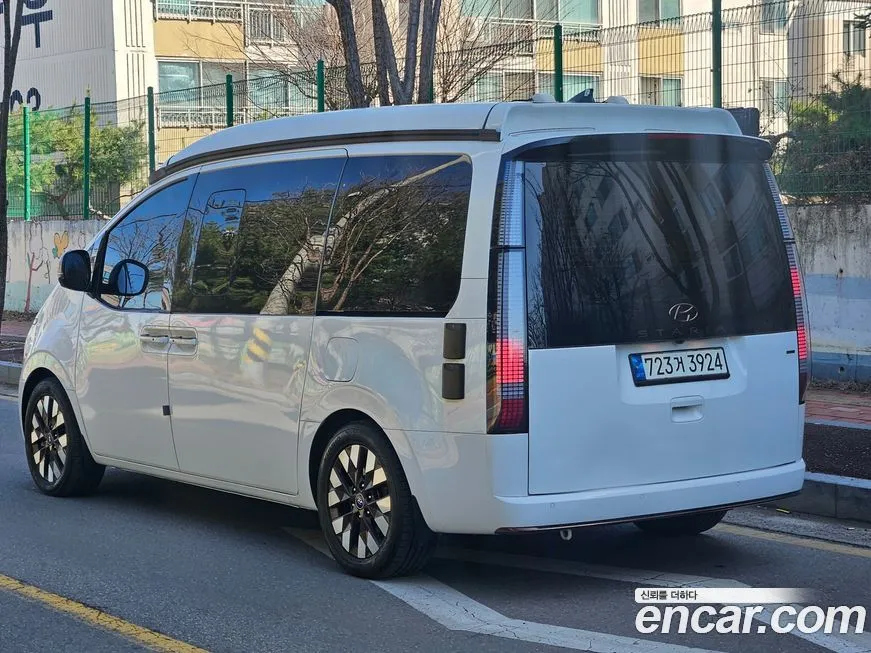 Hyundai Staria 2023 из KR, фото 2
