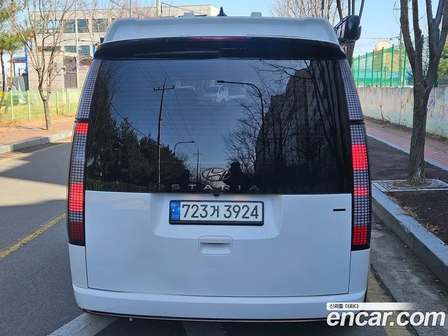 Hyundai Staria 2023 из KR, фото 4