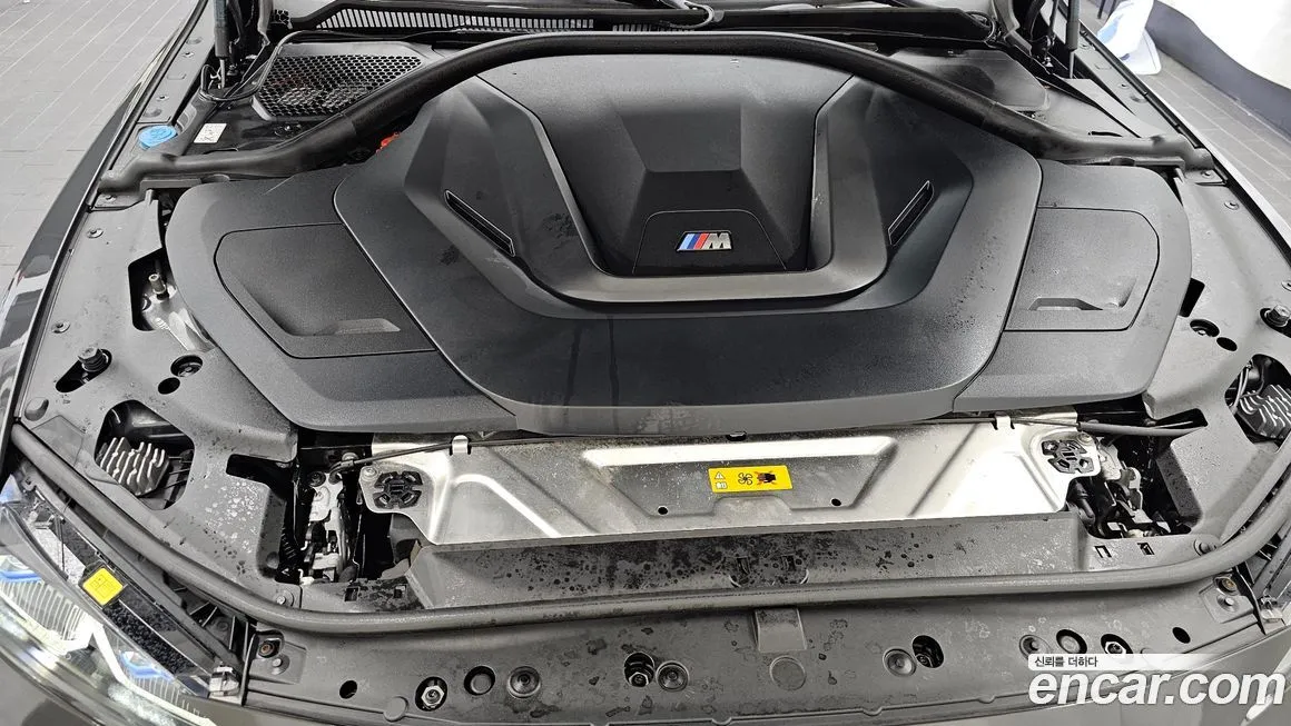 BMW i4 2023 из KR, фото 5