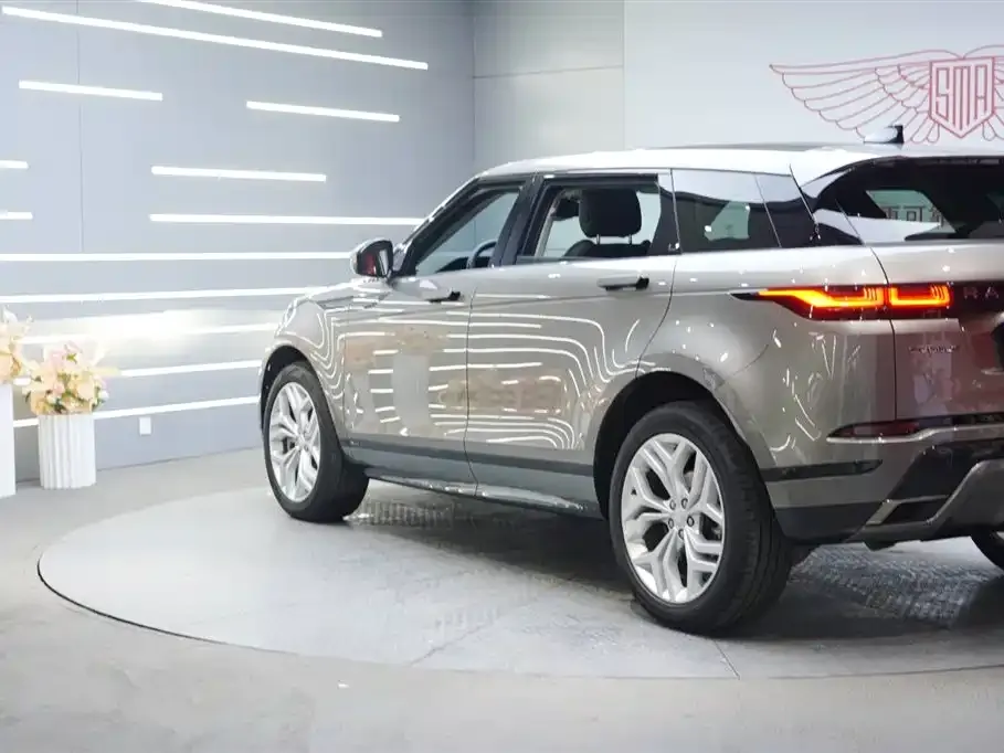 Land Rover Evoque — фото 9