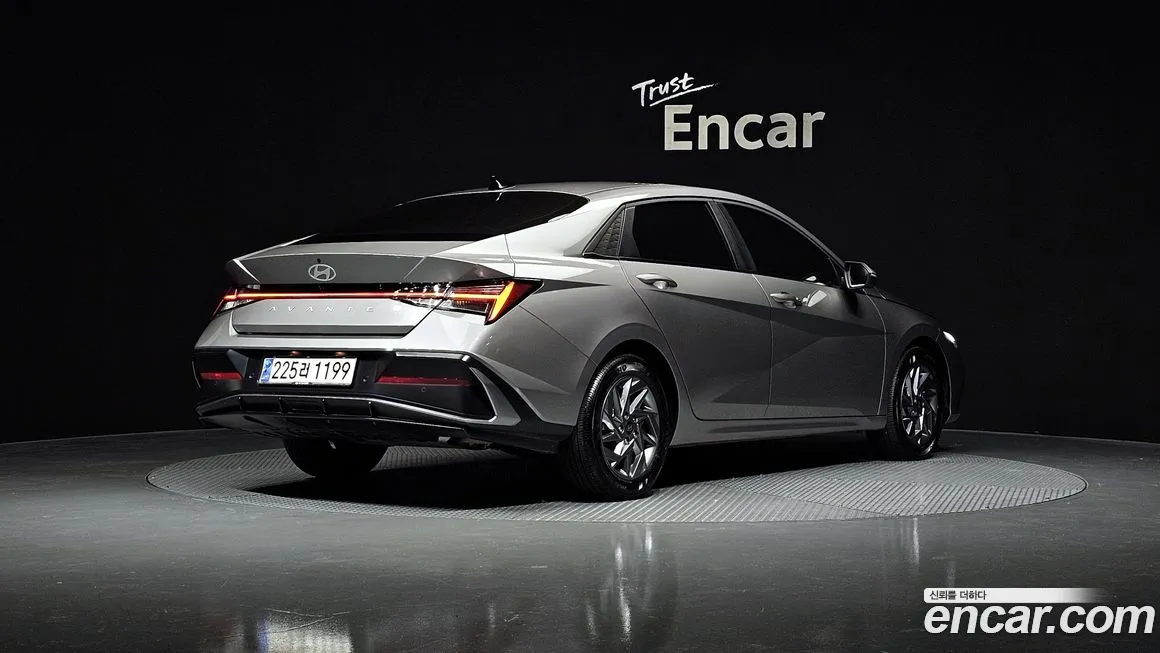 Hyundai AVANTE — фото 4