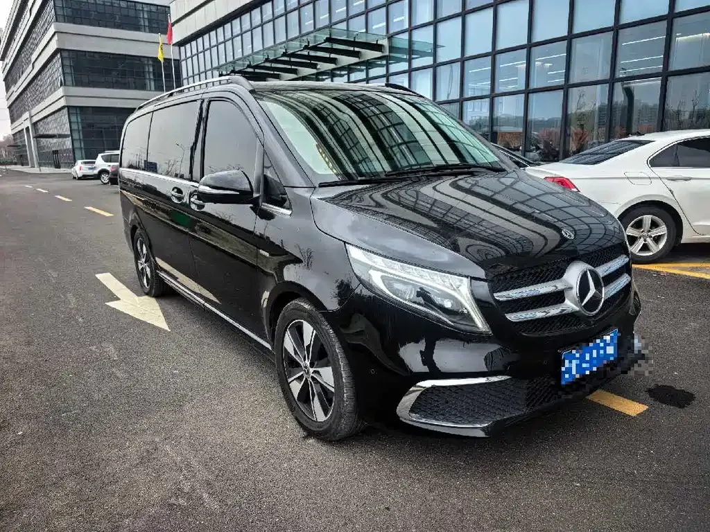 Mercedes-Benz V-Class 2022 из CN, фото 9