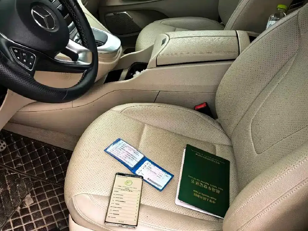 Mercedes-Benz V-Class 2022 из CN, фото 7