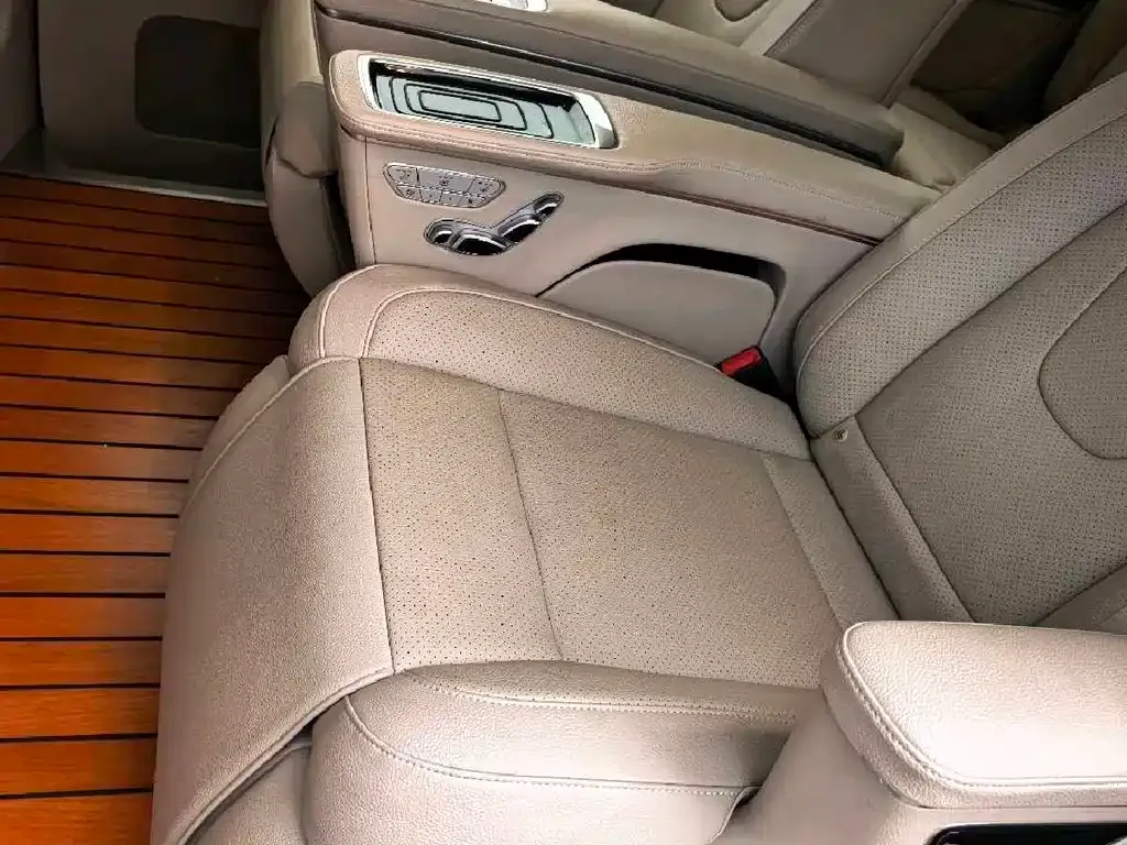 Mercedes-Benz V-Class 2022 из CN, фото 10