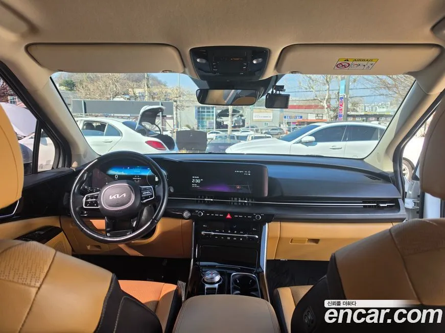 Kia Carnival — фото 10