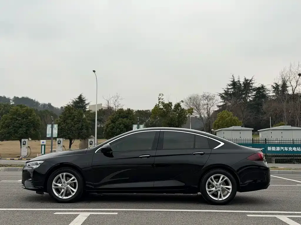 Buick Regal 2022 из CN, фото 7
