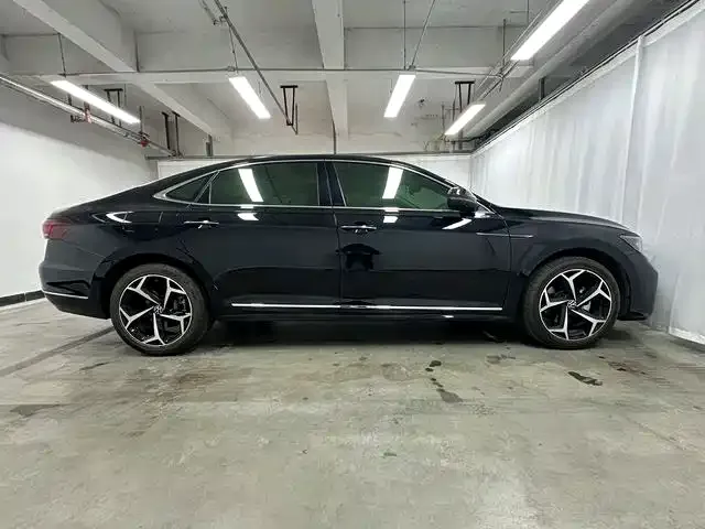Volkswagen Passat — фото 5