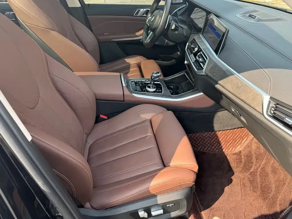 BMW X5 (Import) — фото 2