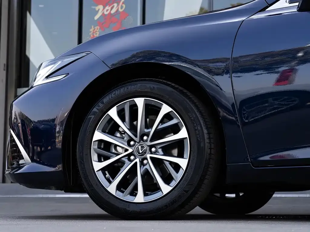 Lexus ES 2025 из CN, фото 6