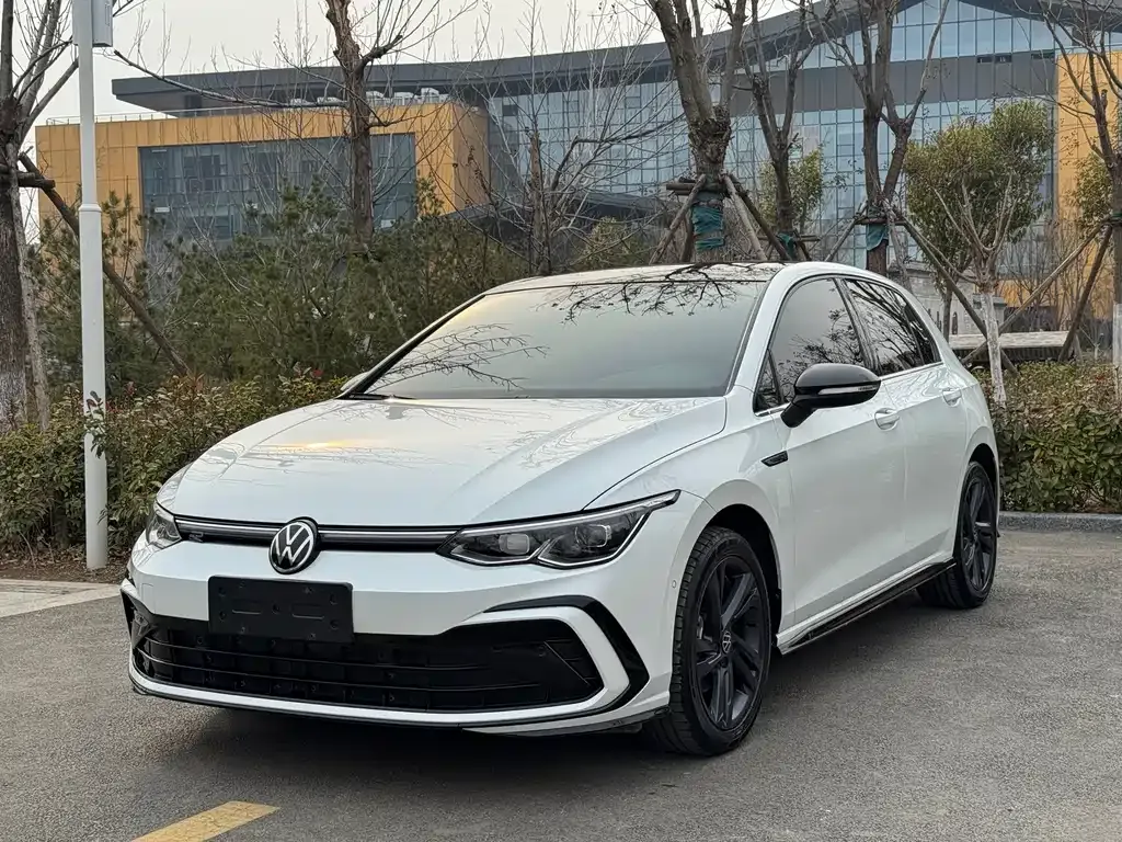 Volkswagen Golf 2022 из CN, фото 1