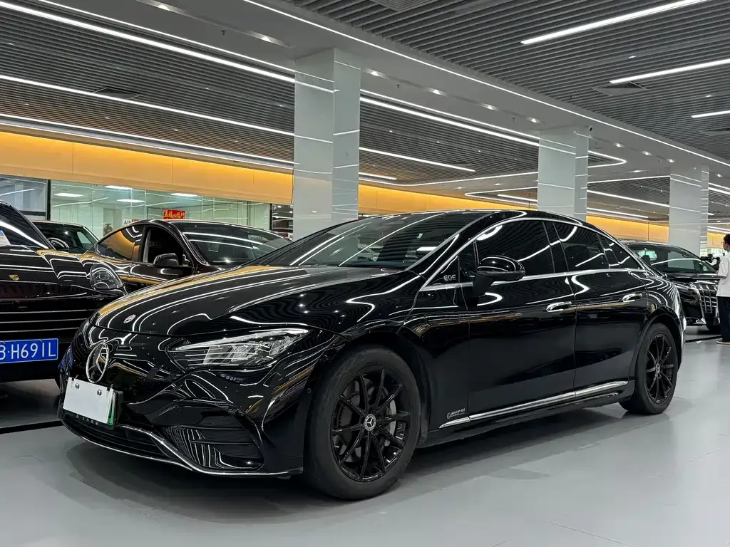 Mercedes-Benz EQE