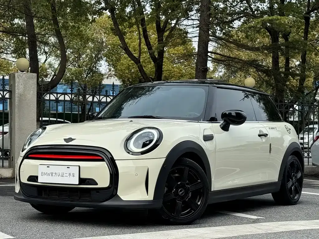 MINI Cooper (3-door) 2022 из CN, фото 1