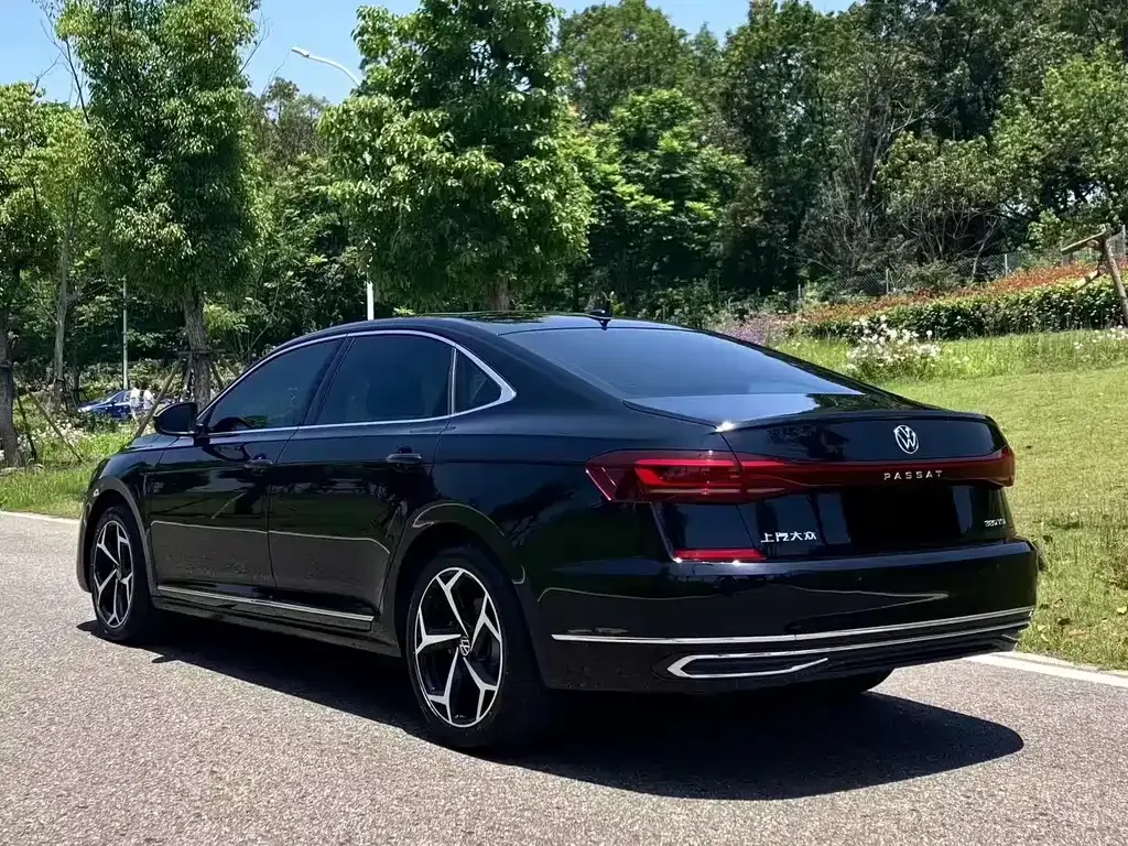 Volkswagen Passat 2024 из CN, фото 7