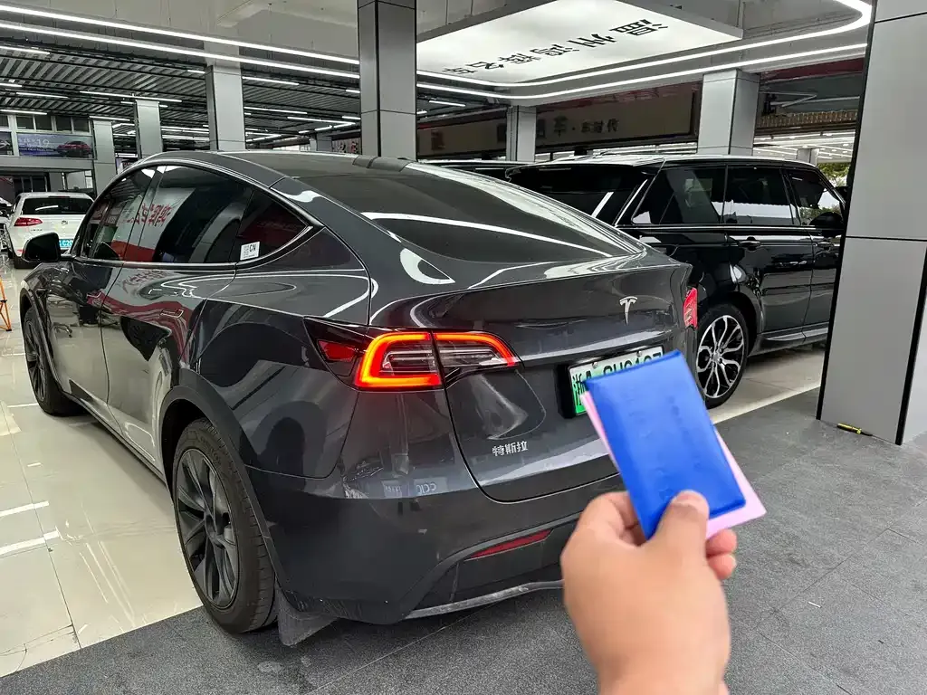 Tesla Model Y 2024 из CN, фото 4