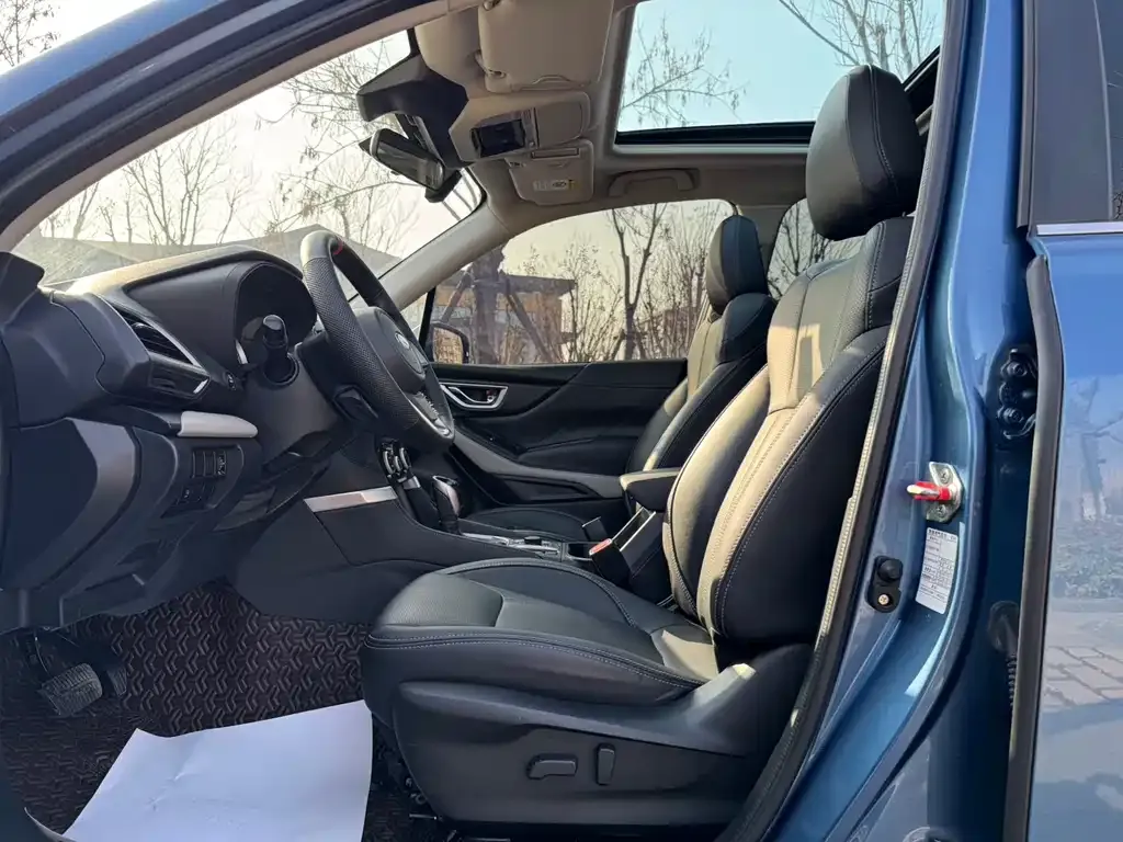 Subaru Forester 2022 из CN, фото 9