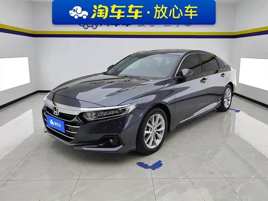 Honda Accord — фото 1