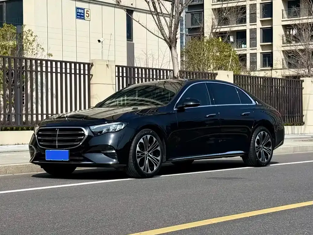 Mercedes-Benz E-Class 2025 из CN, фото 1