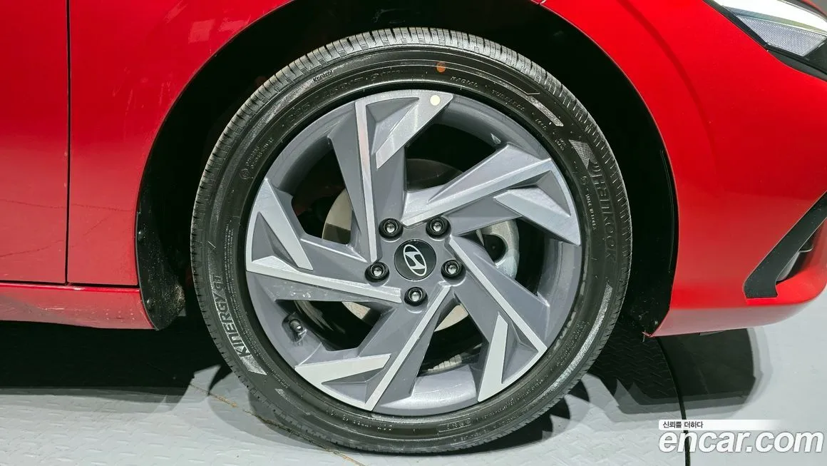 Hyundai AVANTE — фото 8