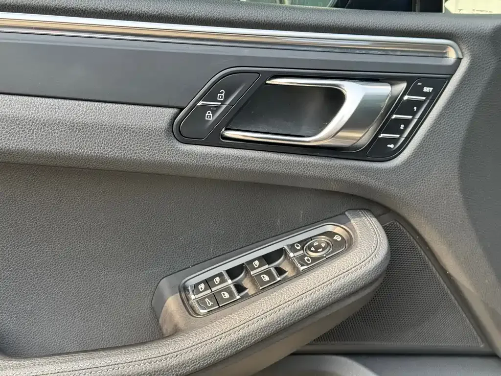 Porsche Macan 2021 из CN, фото 7
