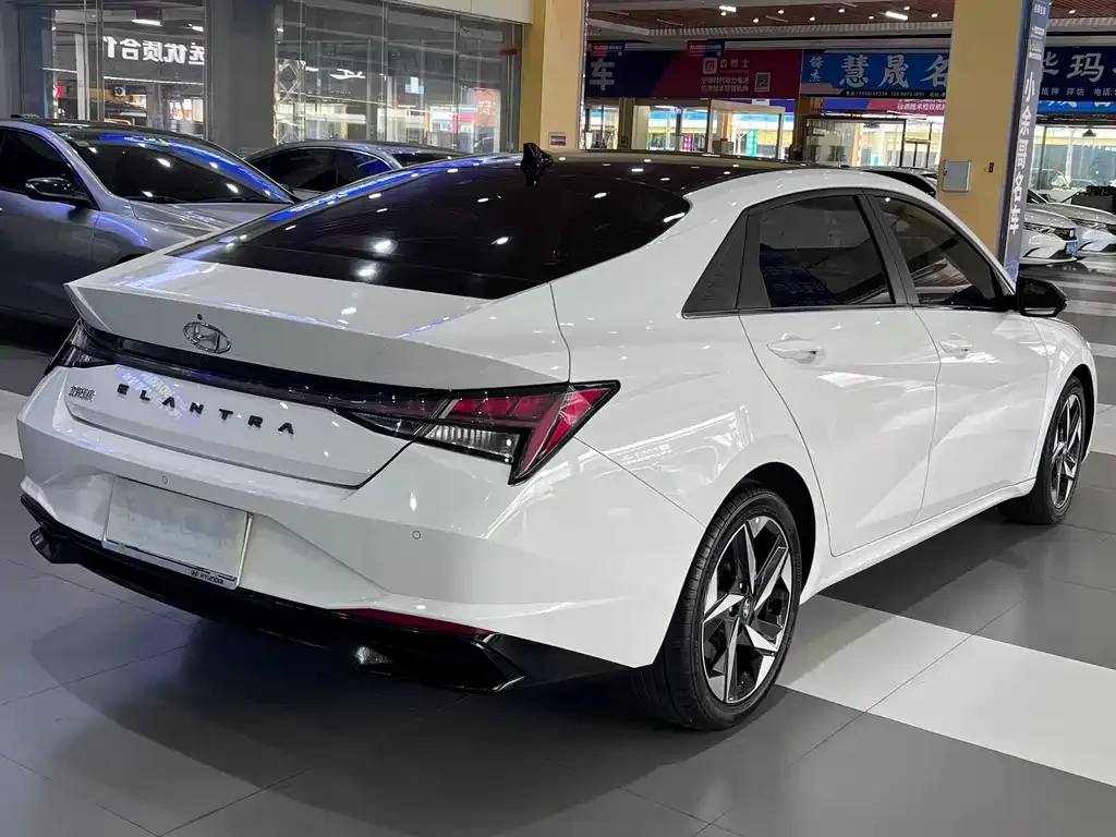 Hyundai Elantra 2021 из CN, фото 8