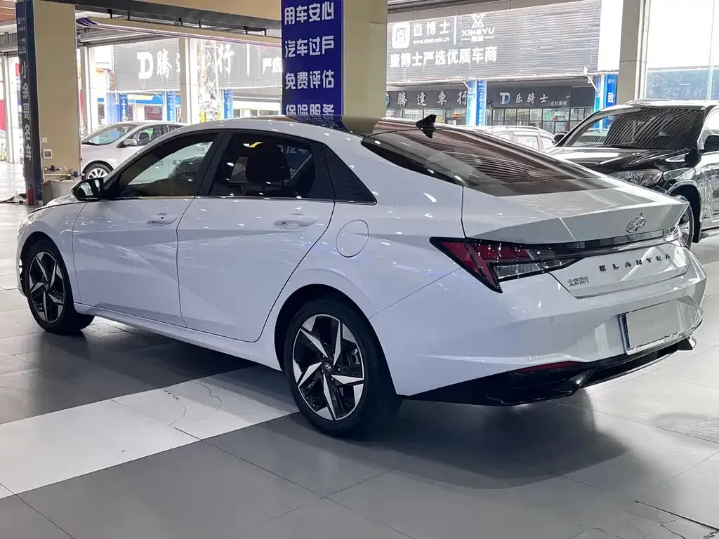 Hyundai Elantra 2021 из CN, фото 9