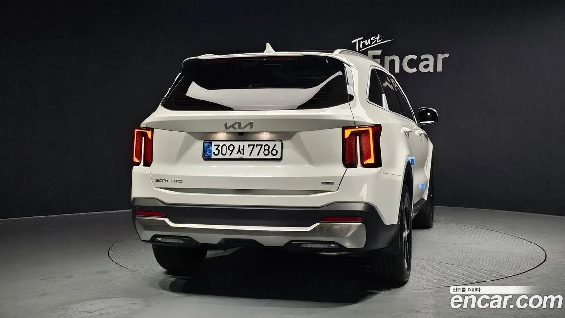 Kia Sorento — фото 3