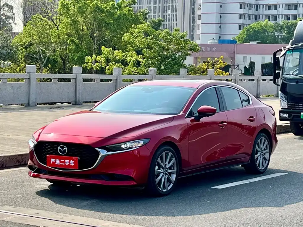 Mazda 3 Axela 2021 из CN, фото 1