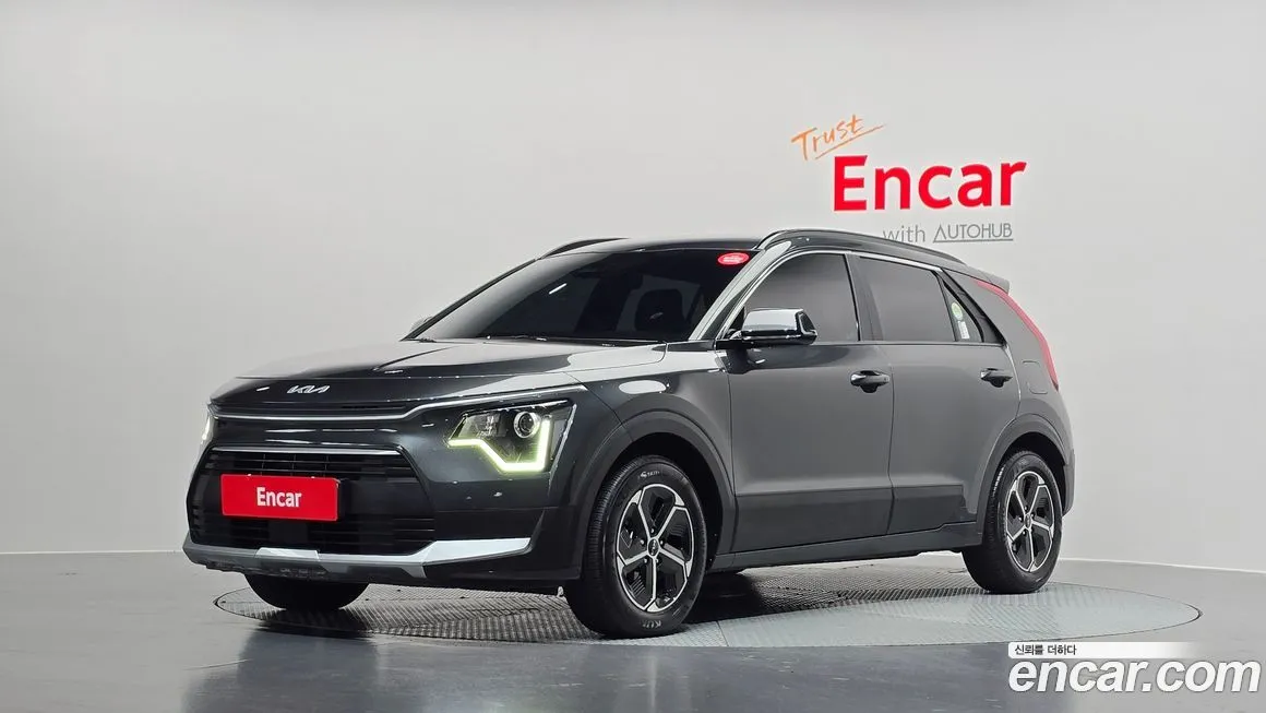 Kia Niro — фото 1