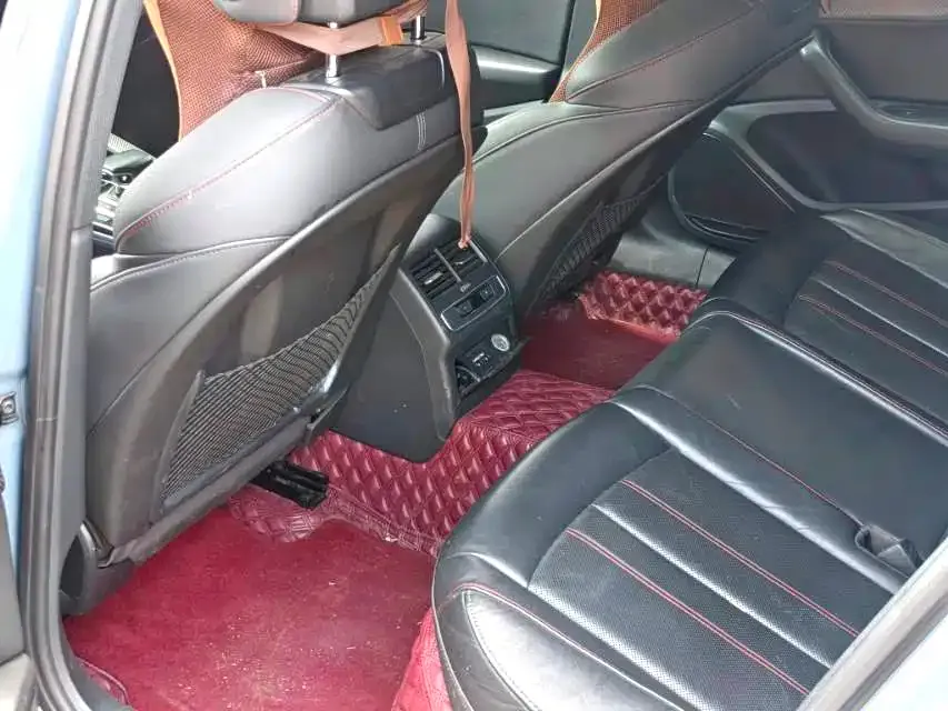 Audi A4L 2022 из CN, фото 2