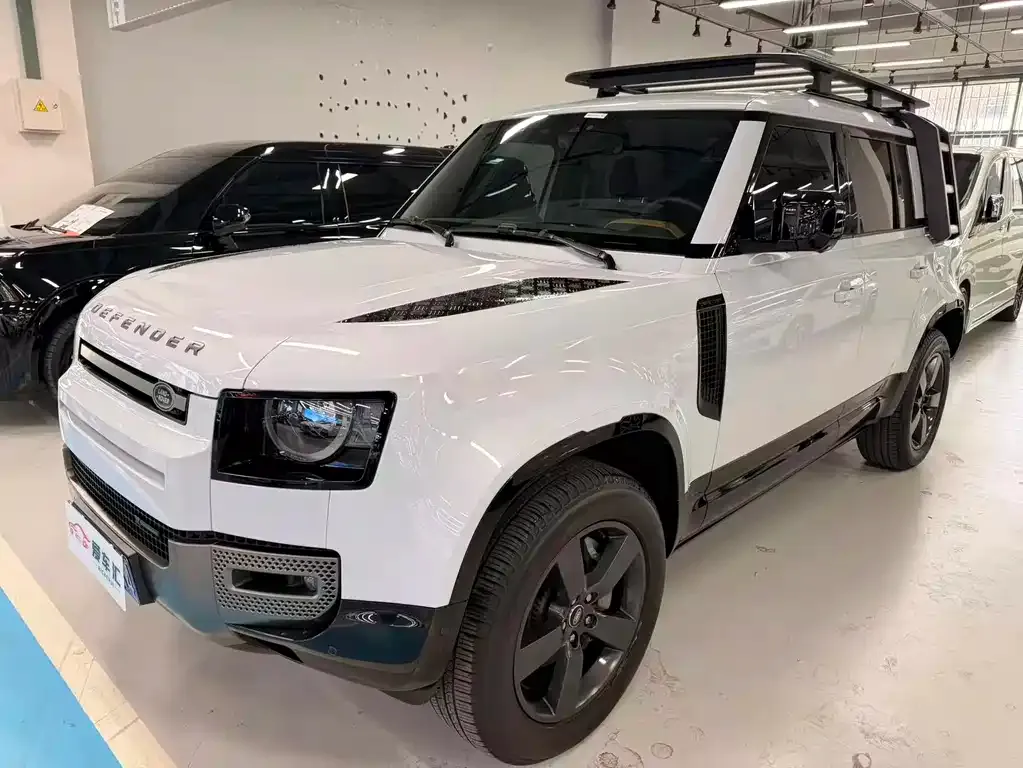 Land Rover Defender 2023 из CN, фото 1