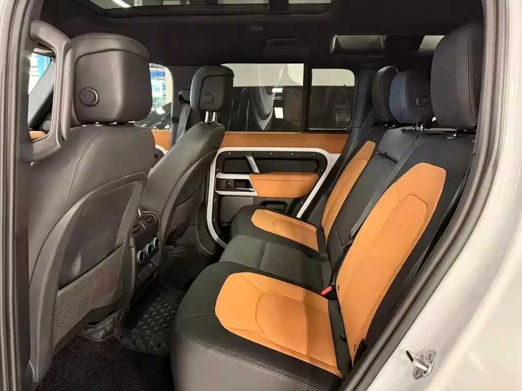 Land Rover Defender 2023 из CN, фото 10