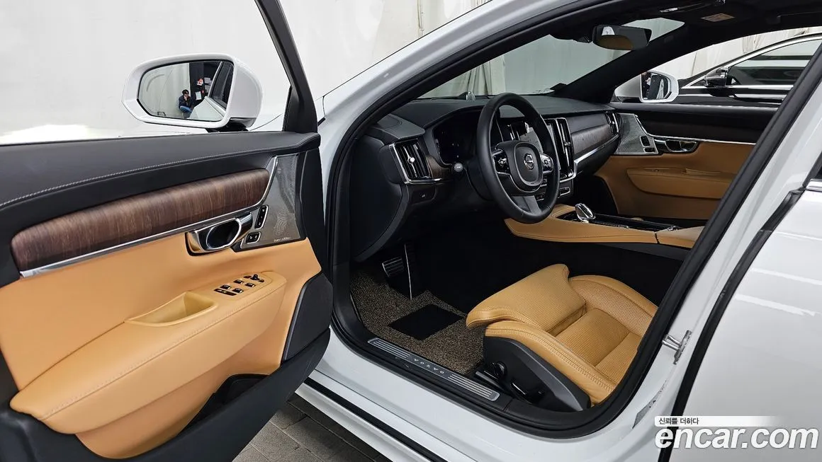 Volvo S90 — фото 10