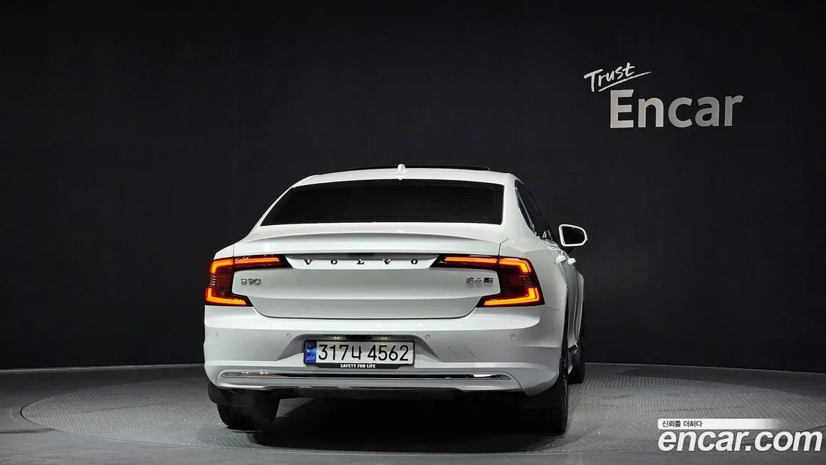 Volvo S90 — фото 7