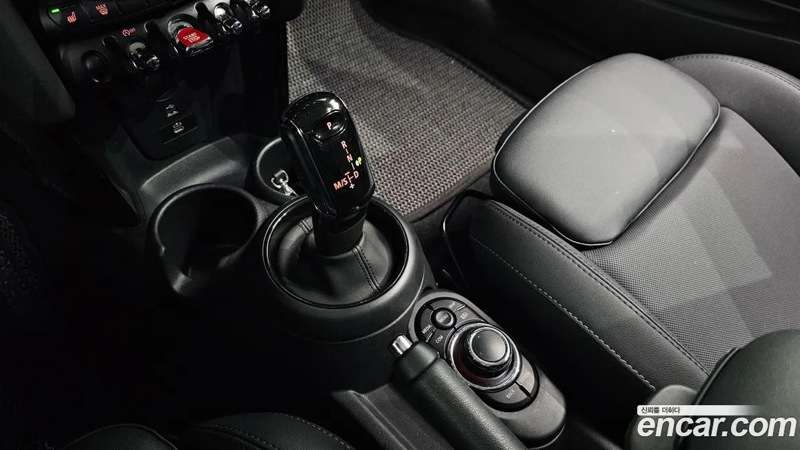 Mini Cooper 2023 из KR, фото 10