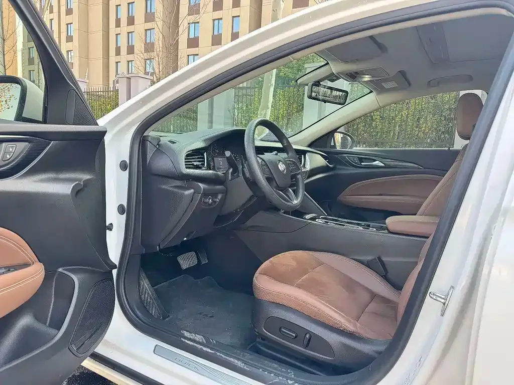 Buick Regal — фото 8