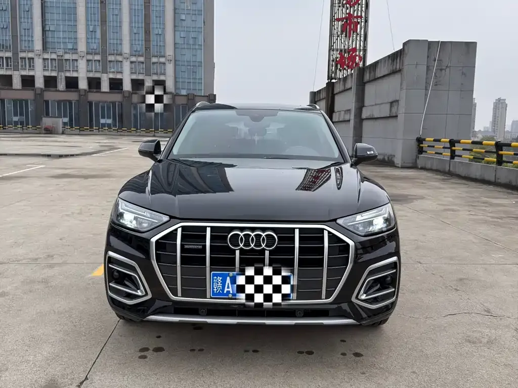 Audi Q5L 2022 из CN, фото 5