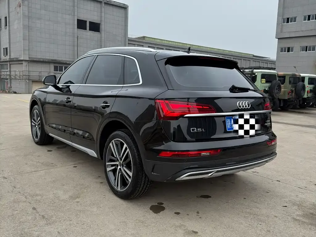 Audi Q5L 2022 из CN, фото 7