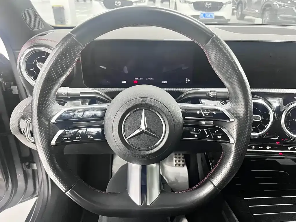 Mercedes-Benz CLA (Import) 2023 из CN, фото 2