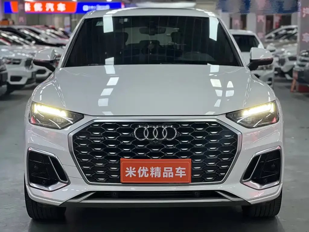 Audi Q5L Sportback 2022 из CN, фото 4