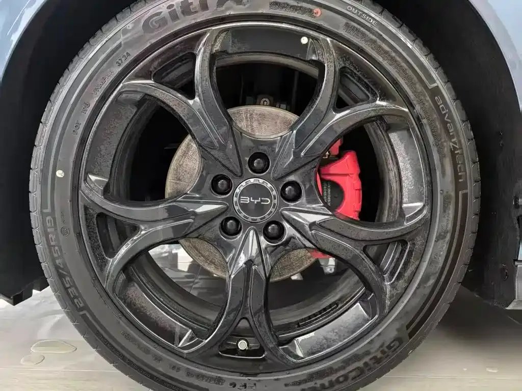 BYD Seal 06GT — фото 10